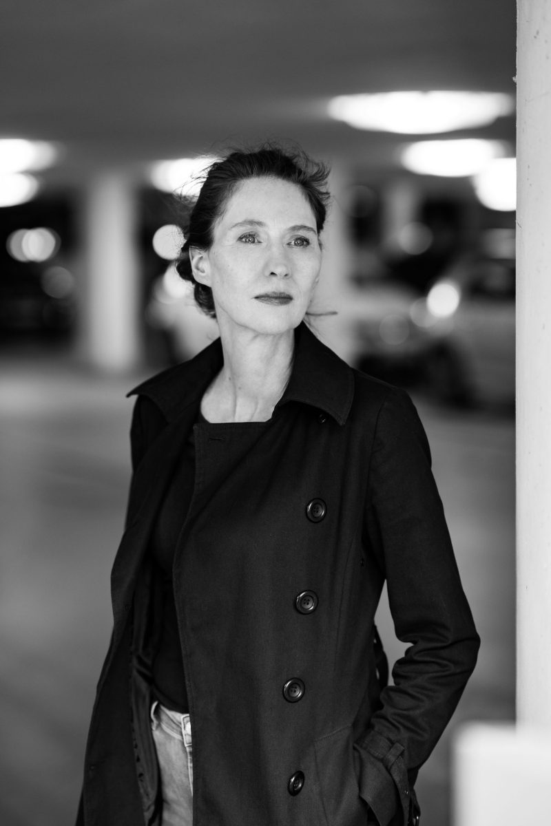 Corinna Bergmann_Kommissar_SW